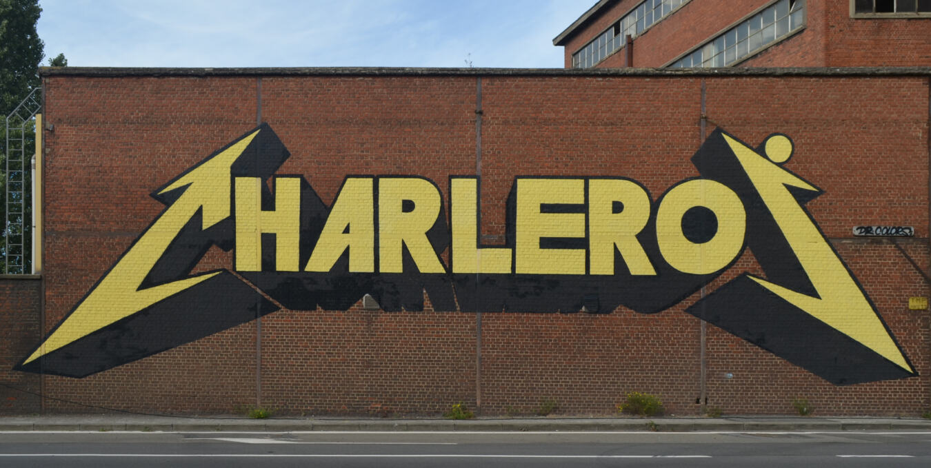 «À Charleroi, ce qui marque, ce sont les tentes.»